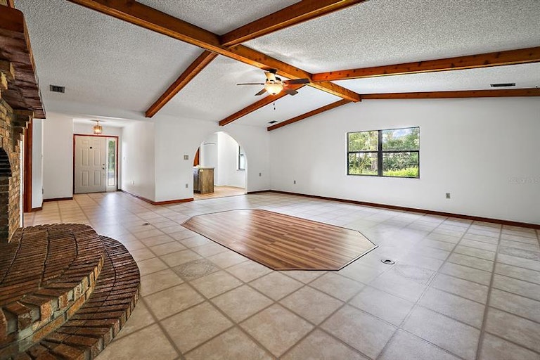 Photo 13 of 35 - 1449 Irma Rd, Eustis, FL 32726