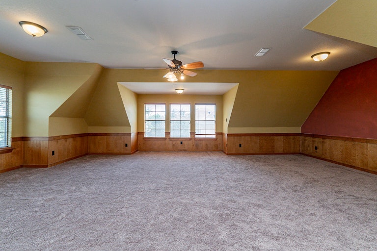 Photo 17 of 34 - 1509 Western Willow Dr, Haslet, TX 76052