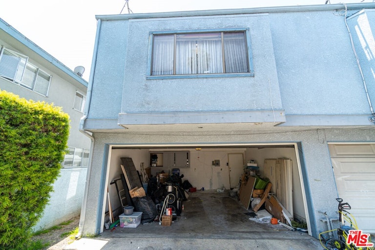Photo 23 of 23 - 200 E Plymouth St #22, Inglewood, CA 90302