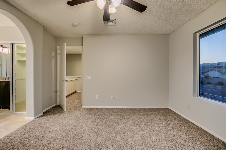 Photo 18 of 33 - 3802 E Kent Dr, Phoenix, AZ 85044