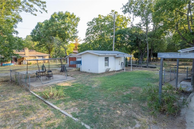 Photo 27 of 27 - 7832 Mary Frances Ln, North Richland Hills, TX 76180