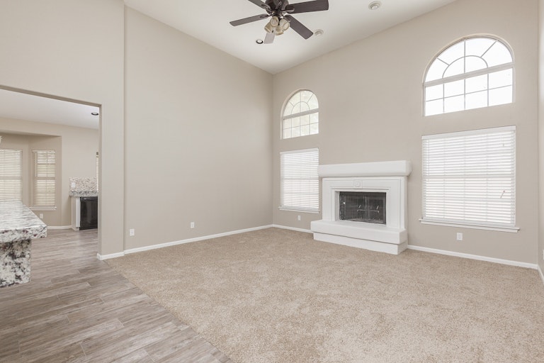 Photo 7 of 27 - 15431 S 16th Way, Phoenix, AZ 85048
