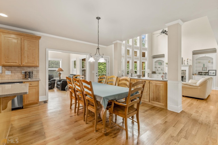 Photo 12 of 58 - 450 Herring Rd, Grayson, GA 30017
