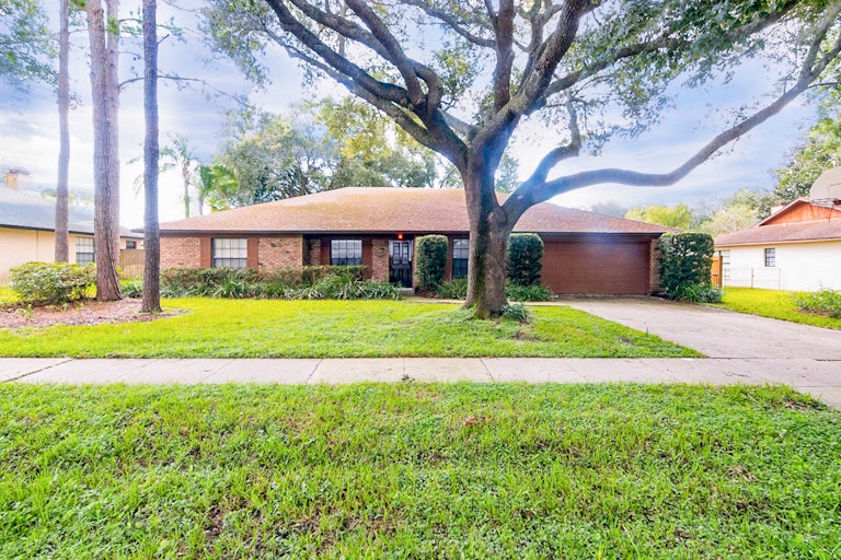 Photo 1 of 26 - 8029 Nashua Ln, Orlando, FL 32817
