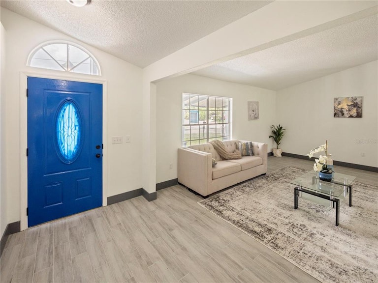 Photo 5 of 38 - 1902 Paragon St, Deltona, FL 32738