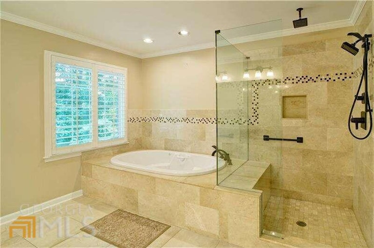 Photo 39 of 78 - 945 Whitehawk Trl, Lawrenceville, GA 30043