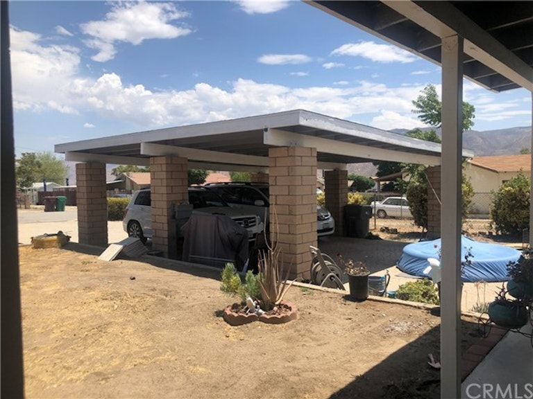 Photo 6 of 22 - 825 N Cherry St, Banning, CA 92220