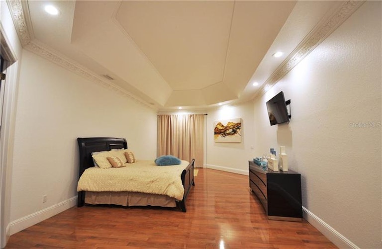 Photo 11 of 24 - 5113 Cherry Tree Ln, Orlando, FL 32819
