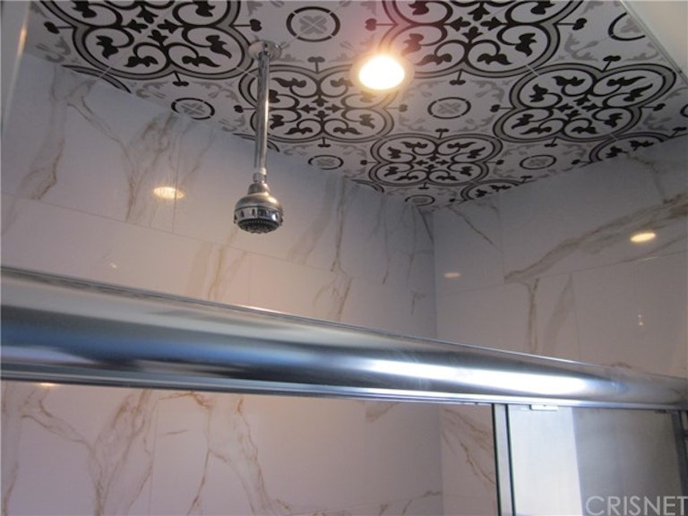 Photo 25 of 45 - 8712 Stansbury Ave, Panorama City, CA 91402