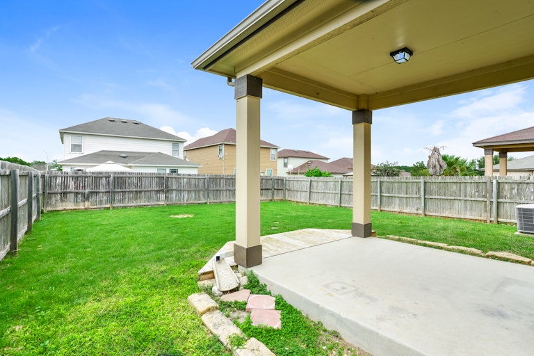 Photo 26 of 27 - 5701 Ping Way, Schertz, TX 78108