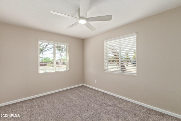Photo 11 of 18 - 347 N Thunderbird Dr, Apache Junction, AZ 85120