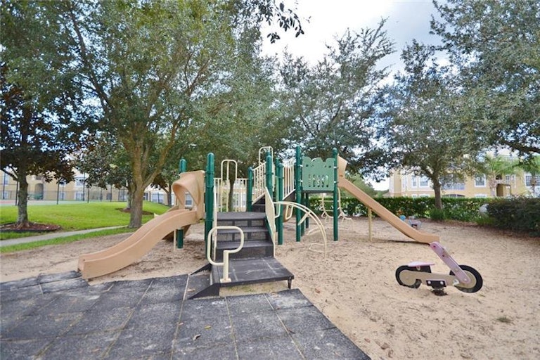Photo 19 of 25 - 2305 Silver Palm Dr #105, Kissimmee, FL 34747