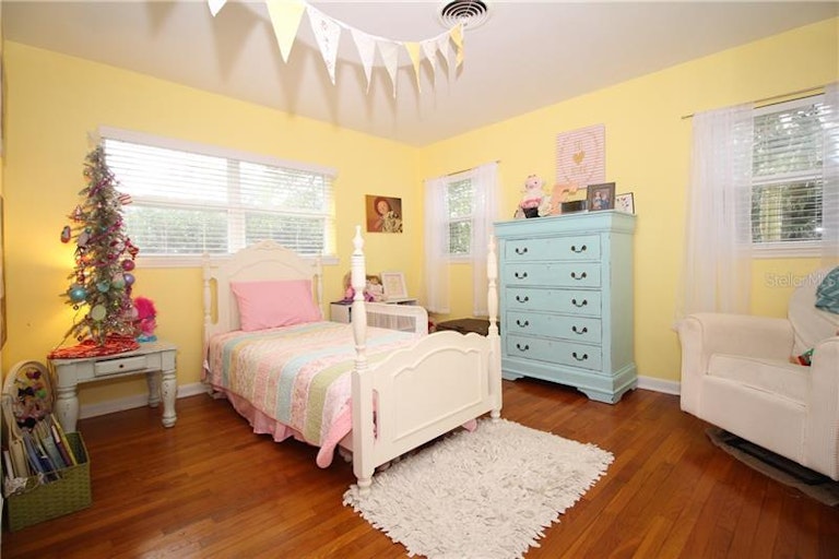 Photo 19 of 23 - 4219 Forest Hills Dr, Lakeland, FL 33813