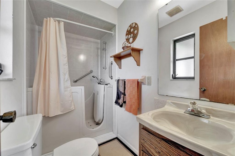 Photo 43 of 43 - 12152 Saragossa Ln, North Port, FL 34287