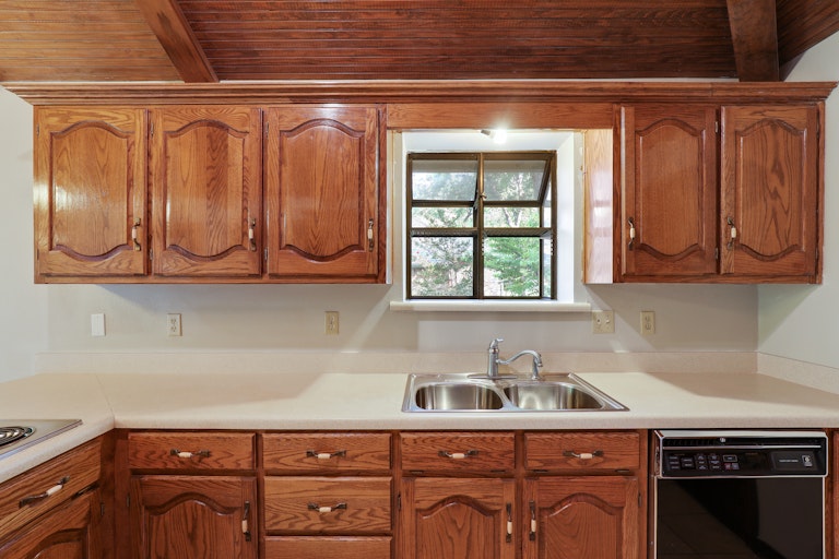 Photo 12 of 26 - 533 Ten Mile Dr, Desoto, TX 75115