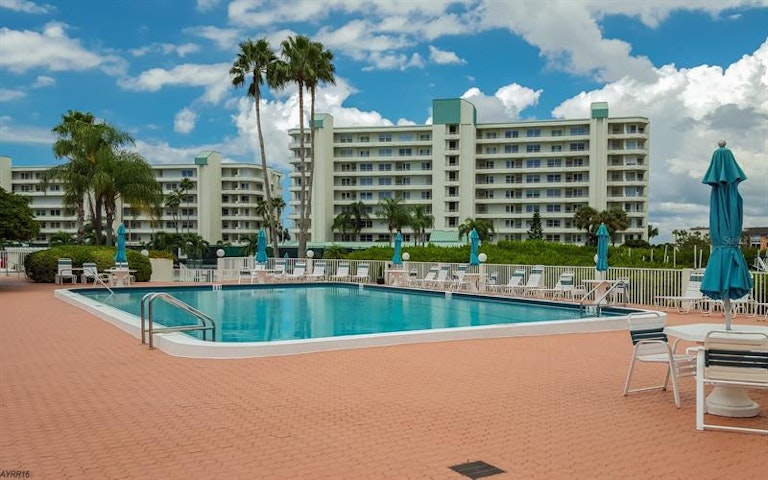 Photo 19 of 25 - 7892 Sailboat Key Blvd S #505, South Pasadena, FL 33707