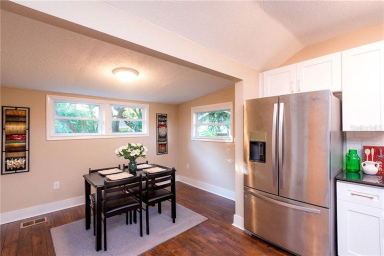 Photo 8 of 25 - 4218 N 13th St, Tampa, FL 33603