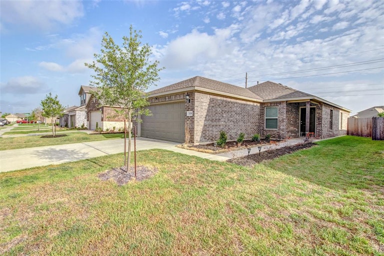 Photo 3 of 42 - 23330 Dovetail Colony Ct, Katy, TX 77493
