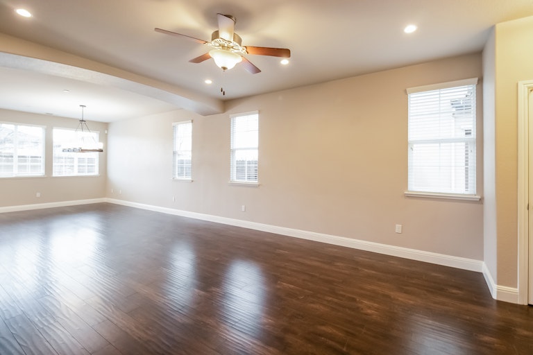 Photo 7 of 25 - 2768 Poppintree Ln, Lincoln, CA 95648