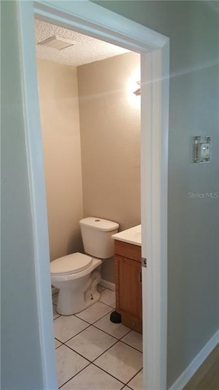 Photo 16 of 23 - 3103 N Pineway Dr, Plant City, FL 33566