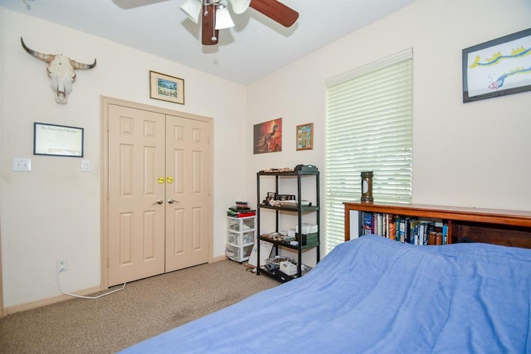 Photo 23 of 34 - 7702 Flax Dr, Houston, TX 77071