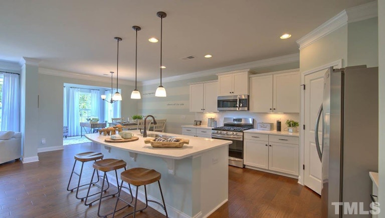 Photo 20 of 68 - 432 Bluffberry Way, Hillsborough, NC 27278