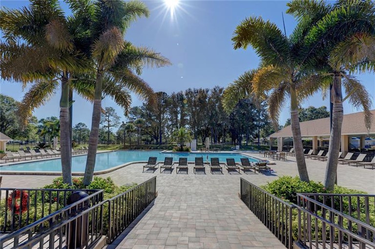 Photo 24 of 39 - 1614 Berwick Ct Unit C, Palm Harbor, FL 34684