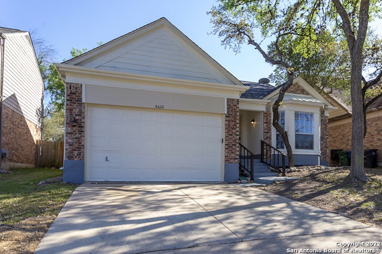 Photo 22 of 22 - 8622 Silent Oaks, San Antonio, TX 78250