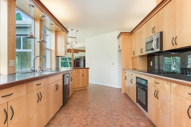 Photo 41 of 73 - 23236 Baker Ct, Auburn, CA 95602