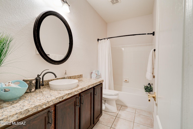 Photo 26 of 42 - 2264 W Noble Heights Dr, Tucson, AZ 85742