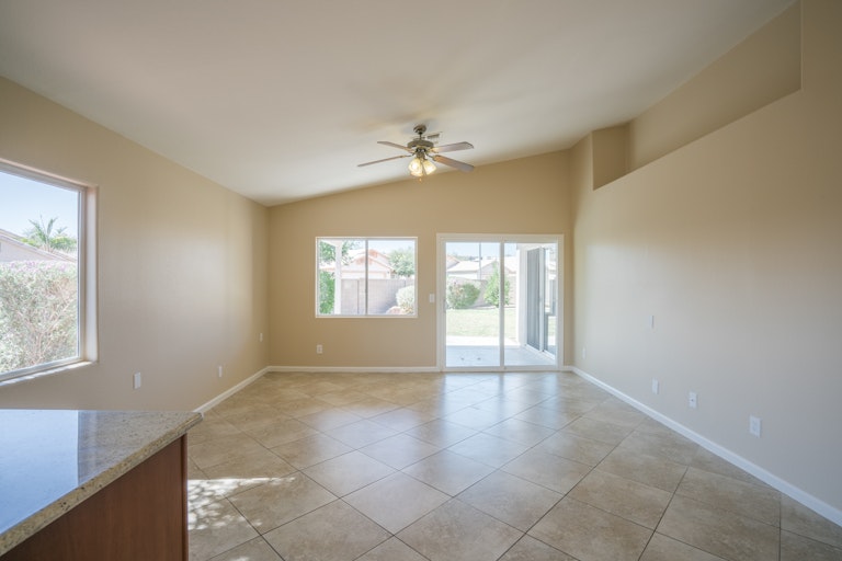 Photo 3 of 24 - 3564 W Tina Ln, Glendale, AZ 85310