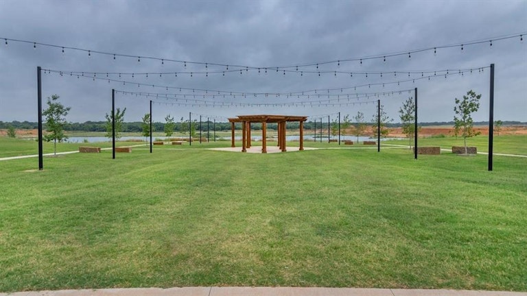 Photo 35 of 39 - 11121 Cobalt Dr, Aubrey, TX 76227