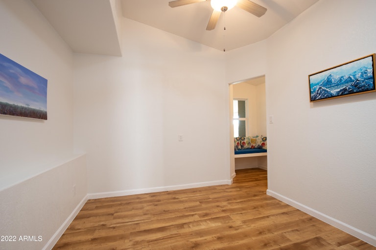 Photo 12 of 21 - 9035 W Lisbon Ln, Peoria, AZ 85381