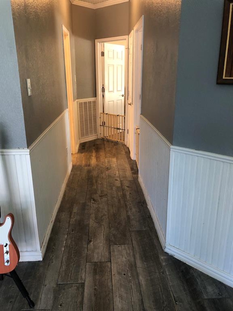 Photo 9 of 30 - 7513 Silverthorn Dr, Rowlett, TX 75089