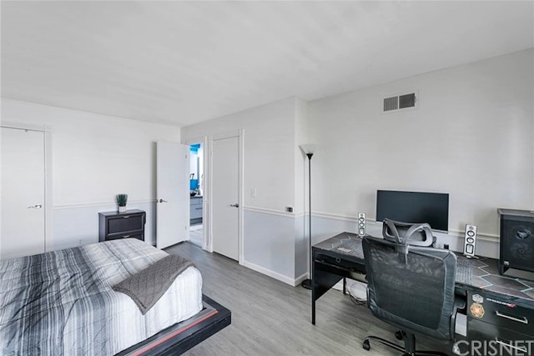 Photo 16 of 38 - 15904 Ada St, Canyon Country, CA 91387