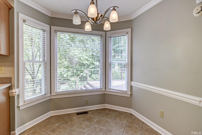 Photo 8 of 34 - 8608 Windjammer Dr, Raleigh, NC 27615