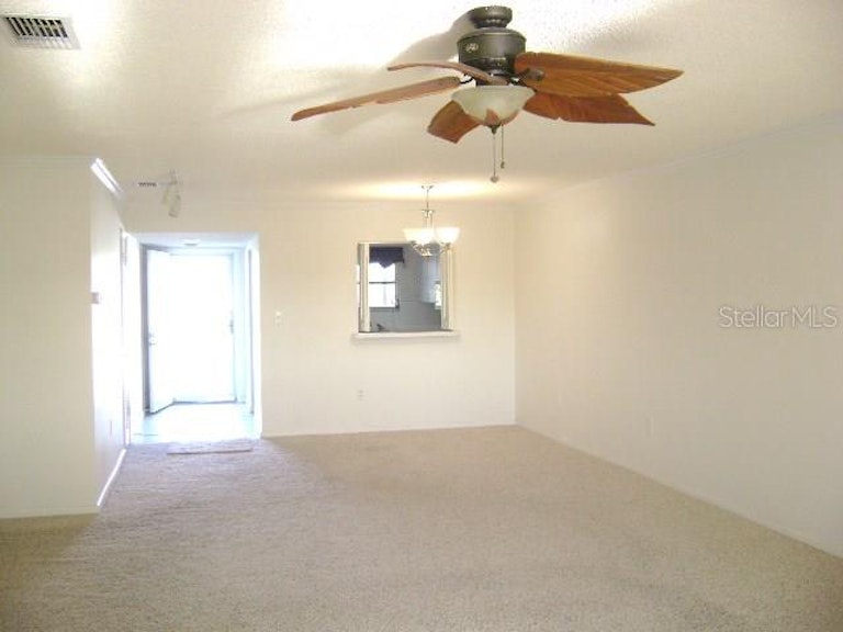 Photo 4 of 20 - 4678 Marine Pkwy #307, New Port Richey, FL 34652