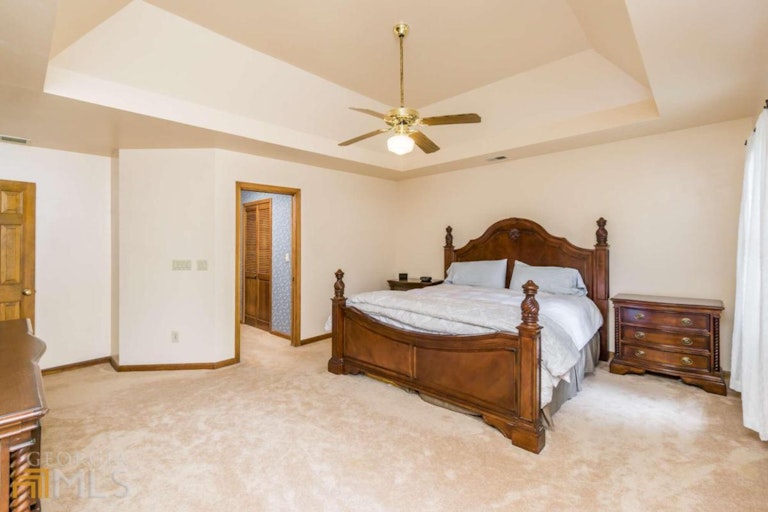 Photo 23 of 35 - 4502 Woodhall Way NE, Roswell, GA 30075