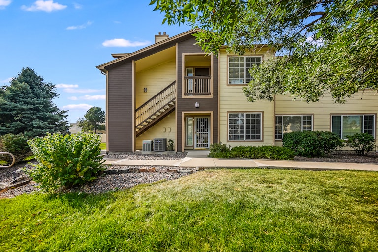 Photo 9 of 17 - 8615 W Berry Ave #204, Littleton, CO 80123