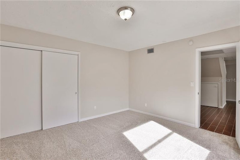 Photo 11 of 11 - 208 Sunshine Dr, Tarpon Springs, FL 34689