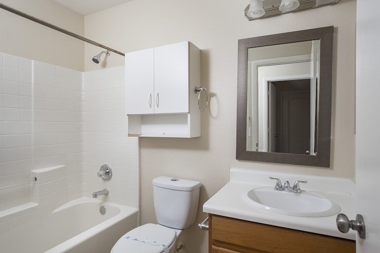 Photo 12 of 25 - 2129 E Williams Dr, Phoenix, AZ 85024
