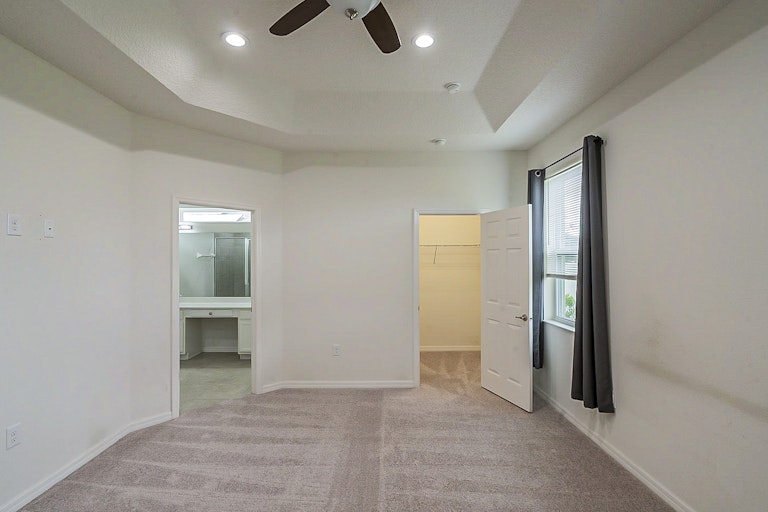 Photo 18 of 29 - 3343 Bethpage Loop, Mount Dora, FL 32757