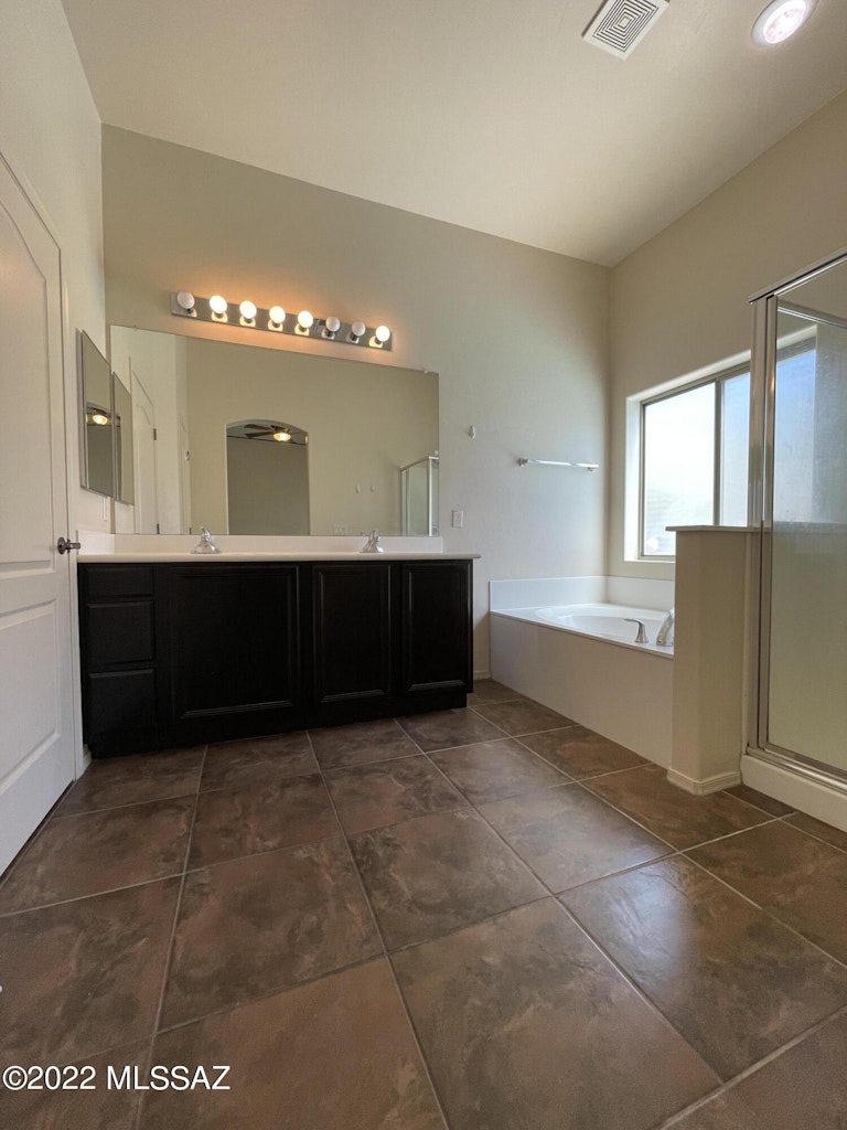 Photo 24 of 28 - 10405 S Painted Mare Dr, Vail, AZ 85641