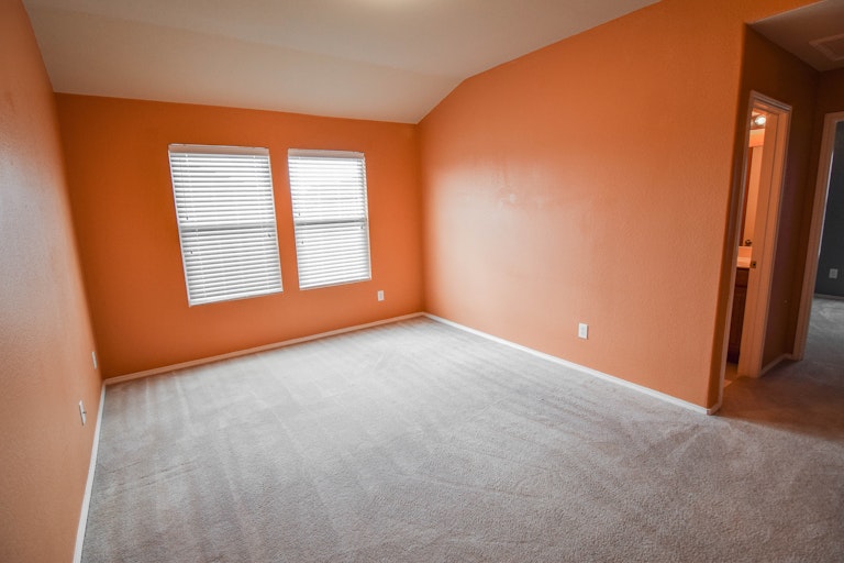 Photo 24 of 37 - 1701 Grassy View Dr, Fort Worth, TX 76131