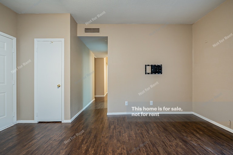 Photo 10 of 18 - 8888 N 47th Ave #109, Glendale, AZ 85302