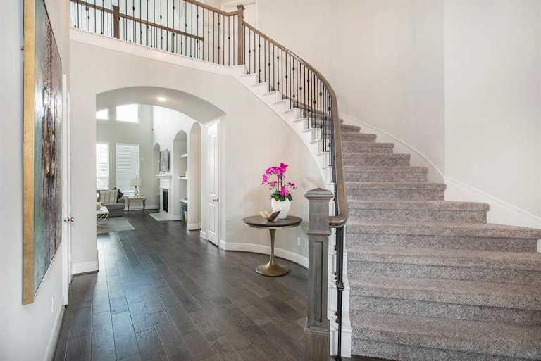Photo 4 of 47 - 10610 Grace Hollow Dr, Cypress, TX 77433