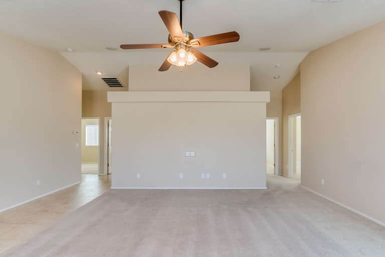Photo 10 of 29 - 10027 W Flavia Hvn, Tolleson, AZ 85353