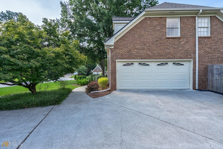 Photo 69 of 81 - 797 Oxford Ct SW, Lilburn, GA 30047