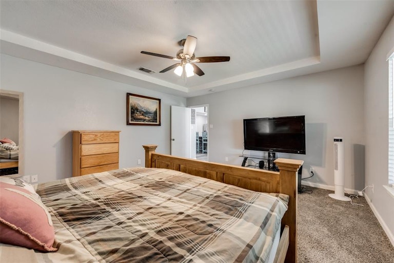 Photo 14 of 22 - 100 Chestnut St, Aledo, TX 76008