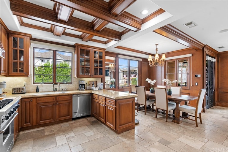 Photo 9 of 28 - 133 Agate Ave, Newport Beach, CA 92662
